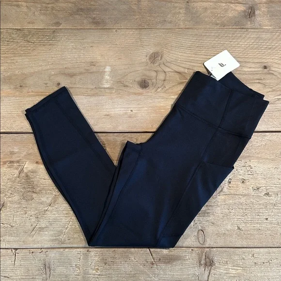 NWT- Fabletics PureLuxe High-Waisted Pocket 7/8 Leggings -BLACK (24”)- BACK LOGO - Picture 3 of 12